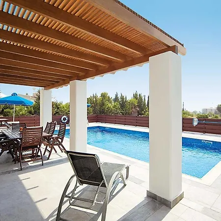 Coral Artemis - Four Bedroom With Private Swimming Pool 빌라 페이야